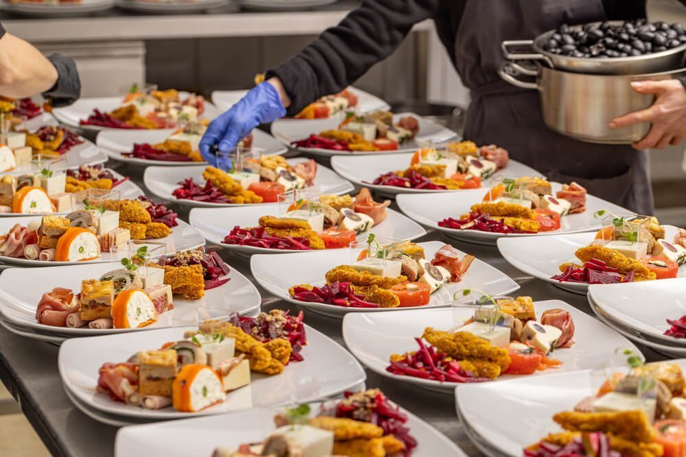 a-chef-arranging-a-plate-2026-01-09-00-10-03-utc-1.jpg